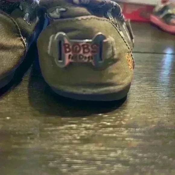 Bobs from sketchers dog print - Picture 3 of 5